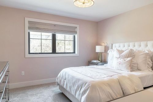 100 Ladue Meadows Ln, Saint Louis MO 63141-7503 exterior