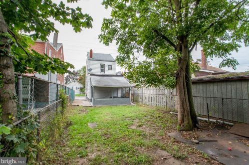 1407 Liberty St, Trenton NJ 08629-2214 exterior