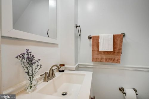 808 29 St, Philadelphia PA 19132-3001 exterior