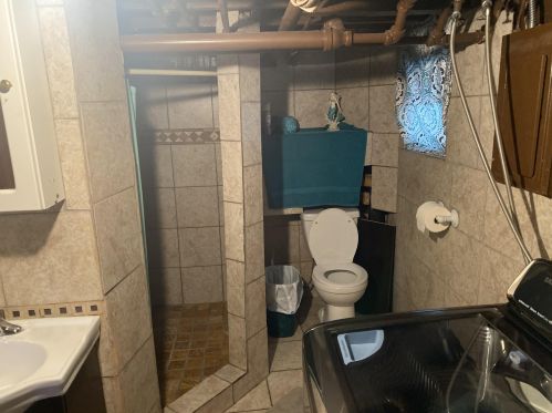 2862 11 St, Milwaukee WI 53206-3260 exterior