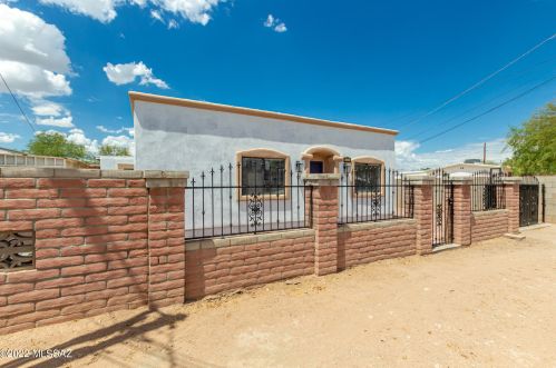 225 Columbia St, Tucson AZ  85714-2517 exterior