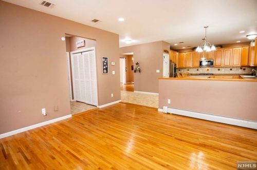 218 Manhattan Ter, Dumont NJ  07628-2234 exterior