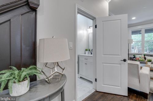 4425 Larchwood Ave, Philadelphia PA  19104-3915 exterior