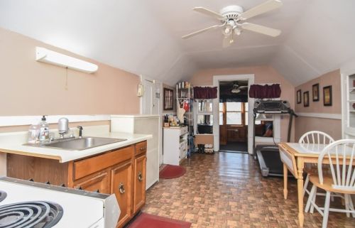 6 Stevens St, Methuen MA 01844-3154 exterior