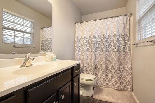 5677 Coddington Ln, Kalamazoo MI  49009-1788 exterior