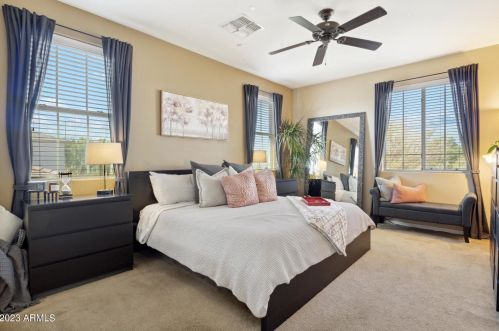 2730 Ellis St, Phoenix AZ 85042-6330 exterior