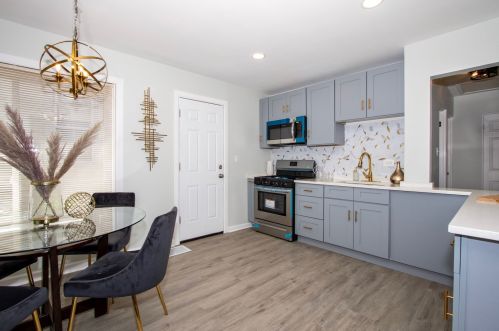 6732 Oakley Ave, Chicago IL  60636-2406 exterior