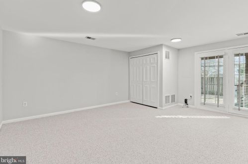 7449 Duddington Dr, Alexandria VA 22315-3849 exterior