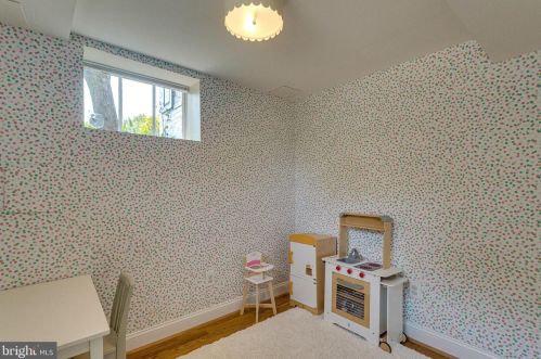 827 Royal St, Alexandria VA  22314-4340 exterior