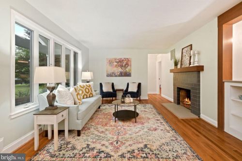 10 Eastmoor Dr, Silver Spring MD  20901-1935 exterior