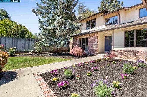 4416 Kearsarge Ct, Concord, CA 94518-1914