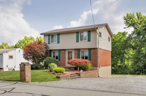 585 Anderson Ave, Pittsburgh, PA 15239-1301