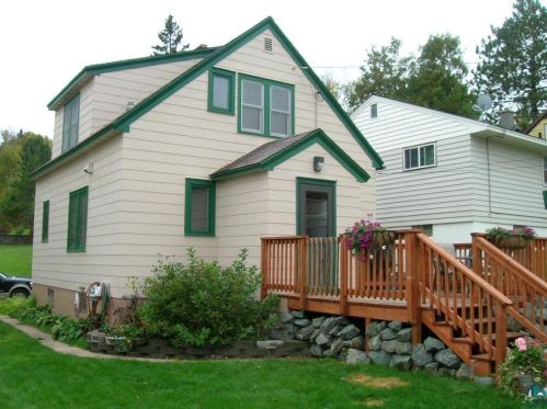 37 Boundary St, Ely MN 55731-1520 exterior