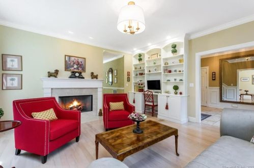 34 Rockhouse Rd, Wilton CT 06897-1827 exterior