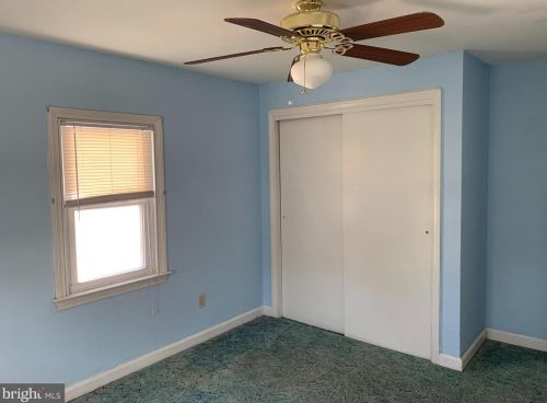 1115 Mulberry St, Chester PA 19015-3045 exterior