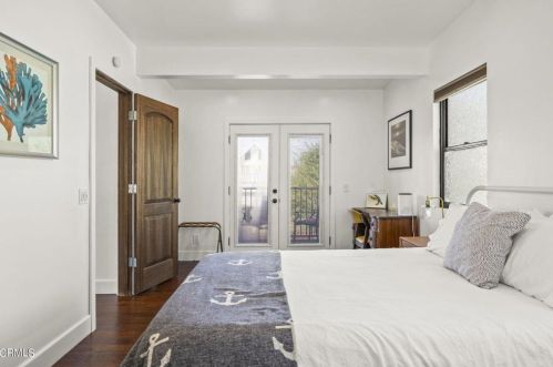 128 Camarillo Ave, Oxnard CA  93035-4605 exterior