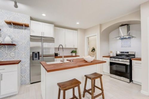 2339 60th St, Milwaukee WI  53219-2129 exterior