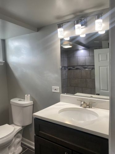 1701 85 St, Chicago IL 60617-2212 exterior