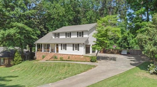 1477 Brawley Cir, Atlanta, GA 30319-1710