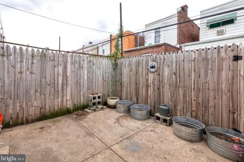 3056 Livingston St, Philadelphia PA 19134-5039 exterior