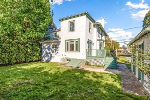 99 Hancock St, Newton MA 02466-2218 exterior