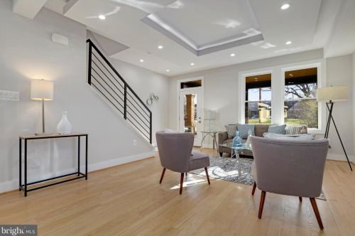 5102 9th St, Washington DC  20011-3918 exterior