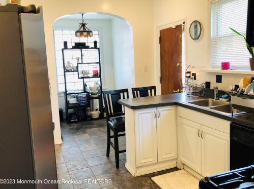 339 Maple Ave, Trenton NJ  08618-2505 exterior