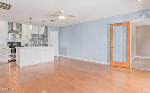 16402 40 Pl, Phoenix AZ 85050-8973 exterior