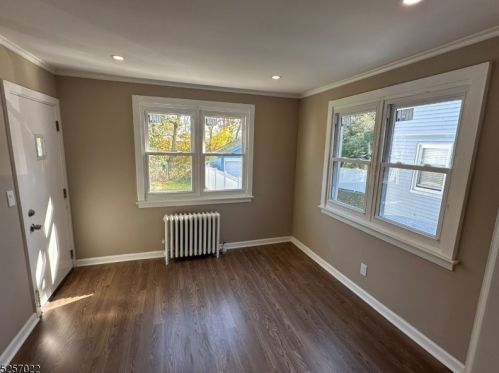 94 Jacoby St, Maplewood NJ  07040-3052 exterior