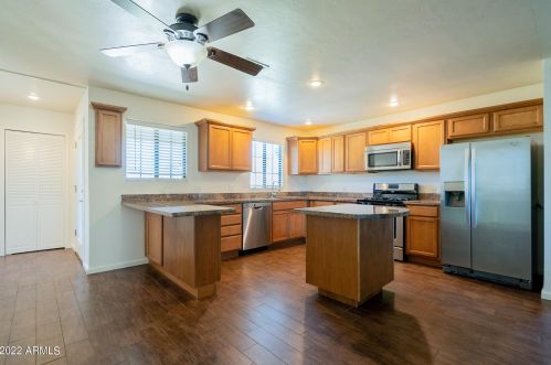 4220 16 Dr, Phoenix AZ 85015-1426 exterior