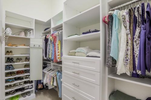 6512 Costa Cir, Naples FL 34113-1702 exterior