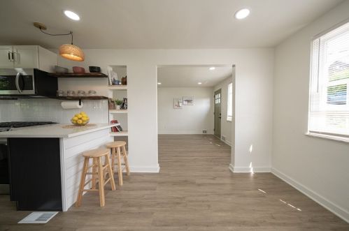 110 Briarwood Dr, Pittsburgh PA  15235-4301 exterior