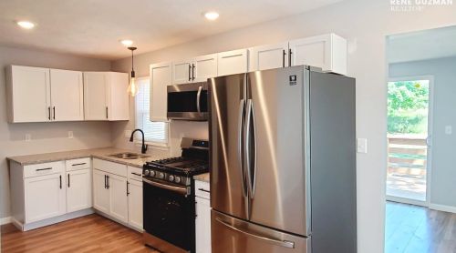 859 Aldon St, Wyoming MI exterior