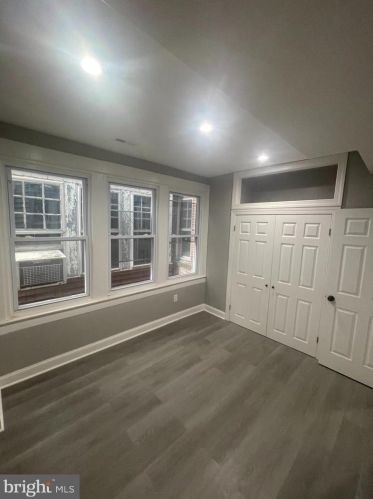 6217 Chestnut, Philadelphia PA 19104-3120 exterior