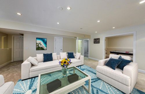 4253 Kolmar Ave, Chicago IL 60712-4702 exterior