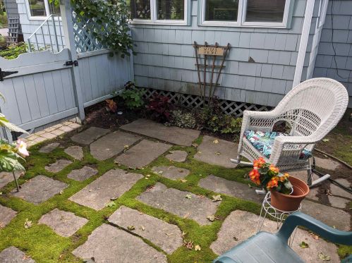 2 Park Rdg, Concord NH 03301-3030 exterior