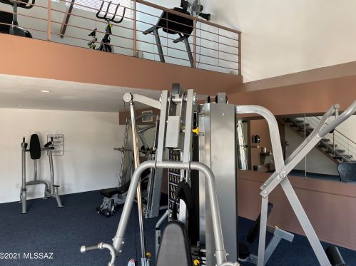 1200 River Rd, Tucson AZ 85704-2522 exterior