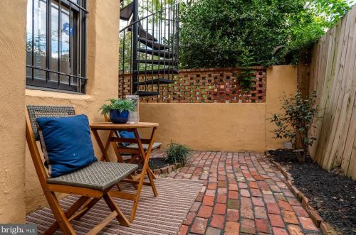 1429 Q St, Washington DC 20009-3808 exterior