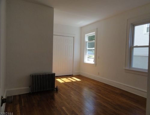 32 Mawhinney Ave, Paterson NJ 07506-1208 exterior