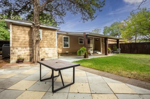 2810 Altman Dr, Irving TX 75062-4229 exterior