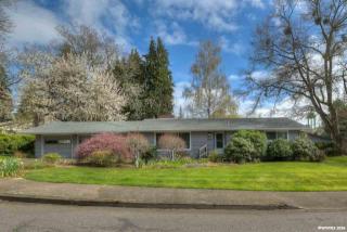 2095 Lowen St, Salem, OR 97304-4314