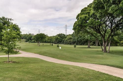 5917 Copperwood Ln, Dallas TX  75248-3541 exterior