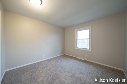 4301 36th St, Grand Rapids MI 49512-1947 exterior