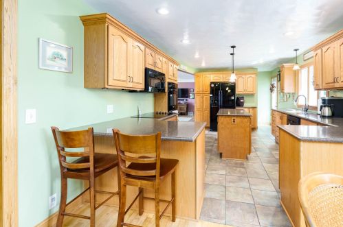 28148 Shr Dr, Gobles MI 49055-9115 exterior