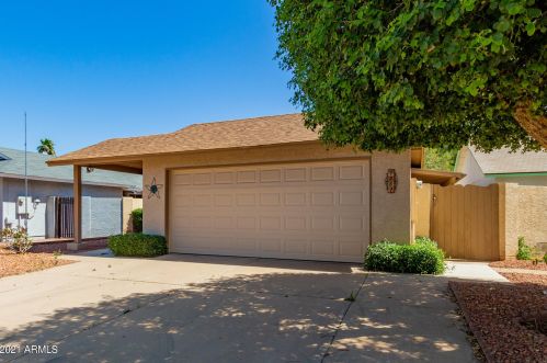 1981 Iowa St, Chandler AZ  85225-7079 exterior