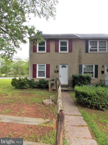 108 Sunrise Dr, Pottstown, PA 19464-5020