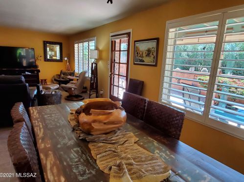 1086 Paseo Iris, Green Valley AZ 85614-3644 exterior