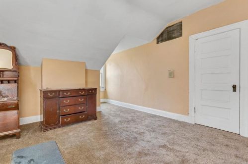 5226 Washington Pl, Saint Louis MO 63108-1116 exterior