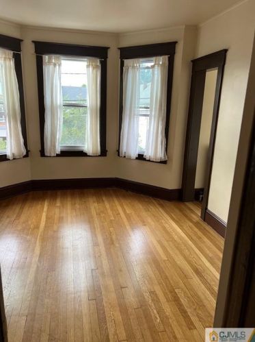 244 Hamilton St, New Brunswick NJ 08901-2206 exterior