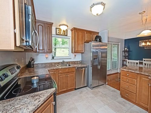 628 Carnival Dr, Pittsburgh PA  15239-2629 exterior